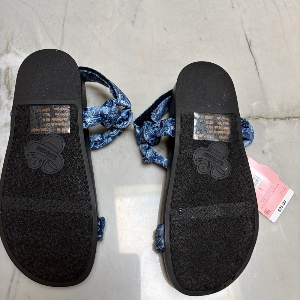 Sam & Libby Blue Patterned Sandals - Picture 3 of 5